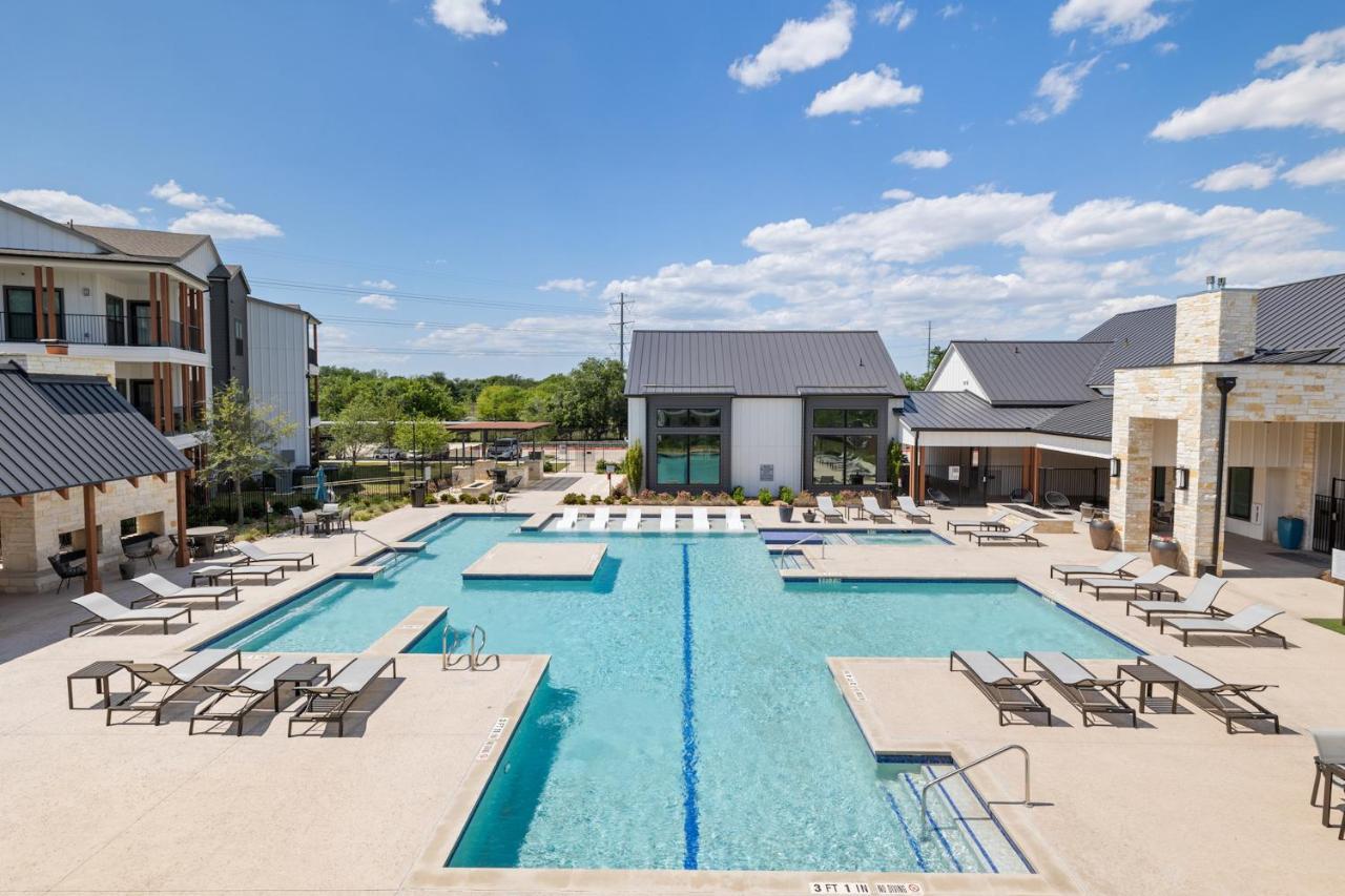 Kasa Southeast-Airport Austin Aparthotel Exterior photo